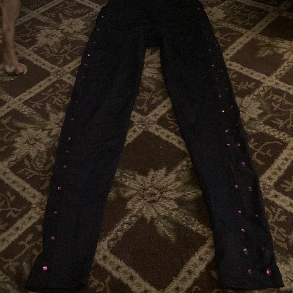 kizzi leggings with mesh and pink gems!